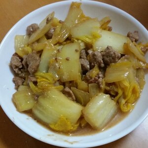 白菜の味噌そぼろ炒め